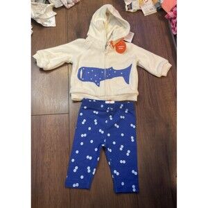 christan robinson 2 piece set neutral in color medical adaptive 0-3 months nwt